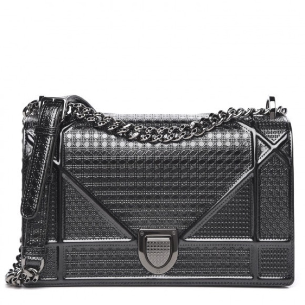 CHRISTIAN DIOR
Metallic Patent Micro-Cannage Small Diorama Flap Bag Onyx